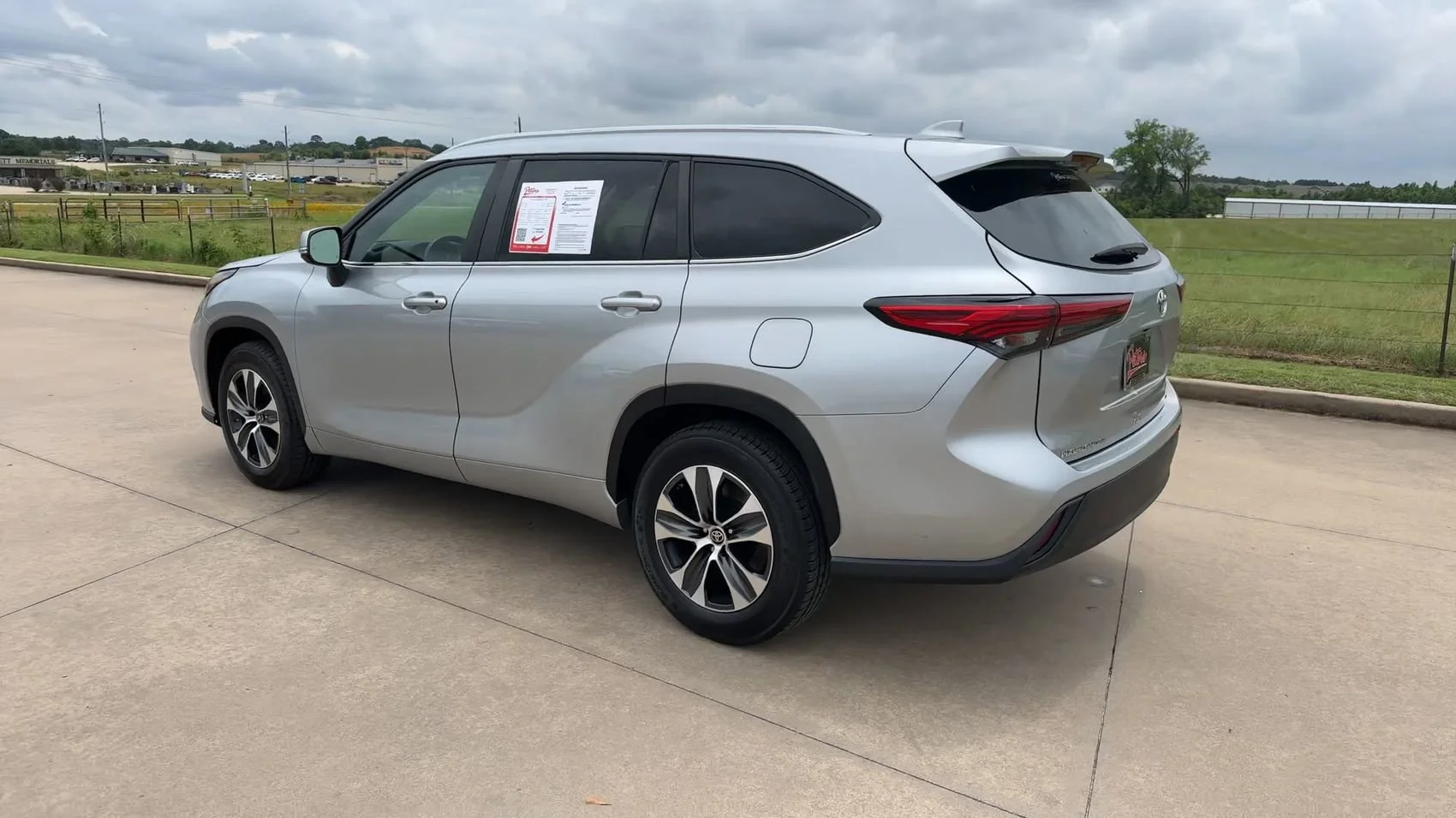Used 2023 Celestial Silver Metallic Toyota XLE image 7