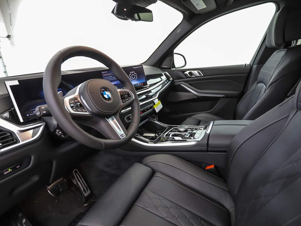 New 2026 Carbon Black Metallic BMW xDrive40i image 10