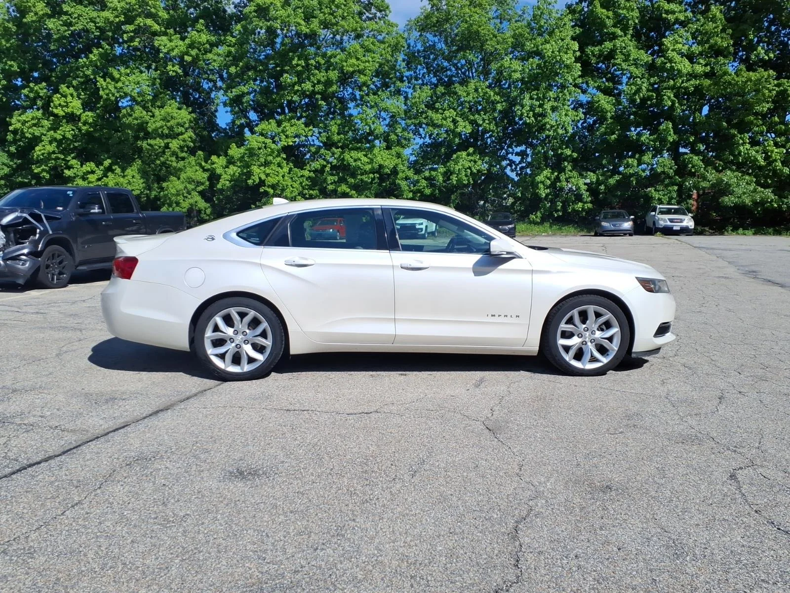 Used 2014 Chevrolet Impala 2LT with VIN 1G1125S35EU139262 for sale in Derry, NH
