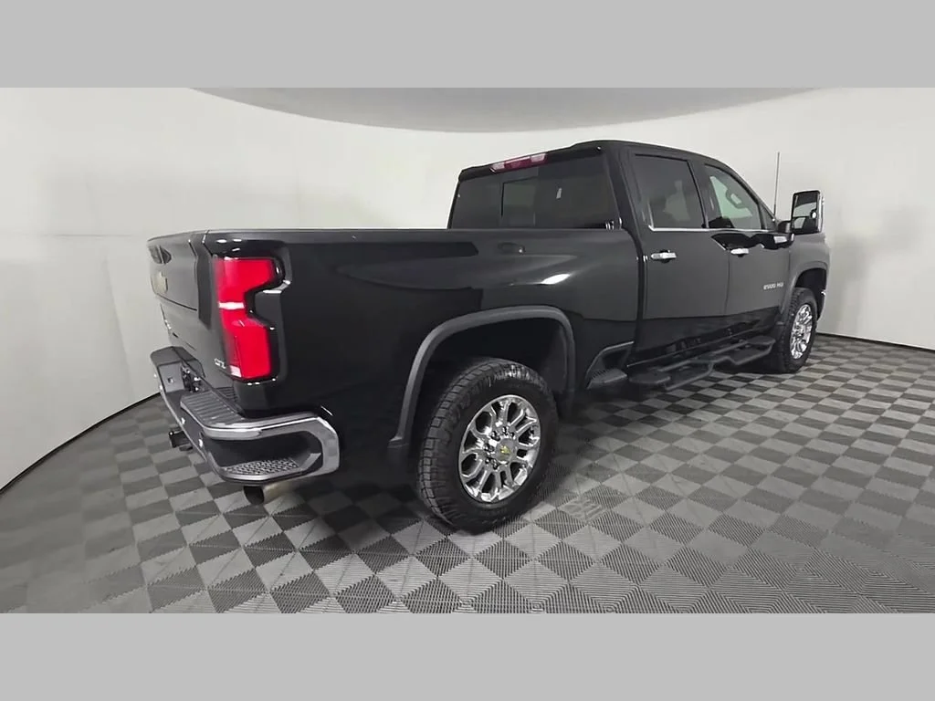 Used 2025 Black Chevrolet LTZ image 43