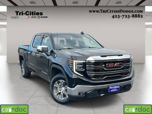 Used 2025 Black GMC SLT image 1