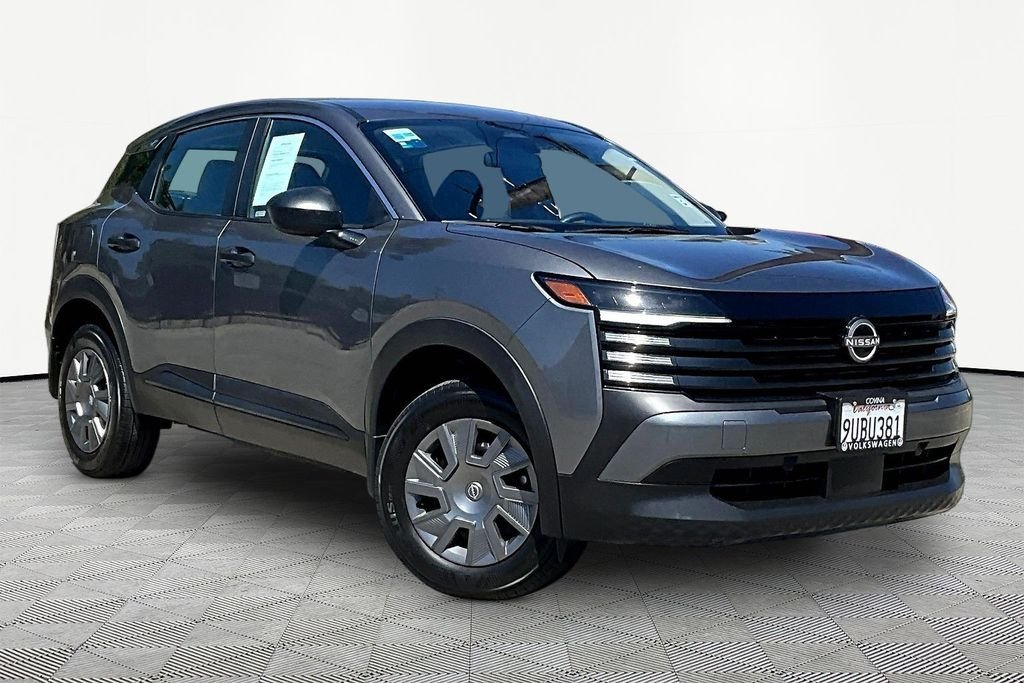2025 Nissan Kicks S