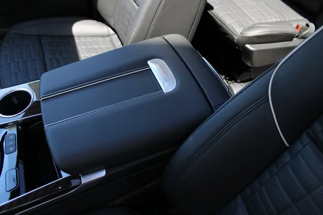 2026 Cadillac Escalade Platinum Sport - Photo 25