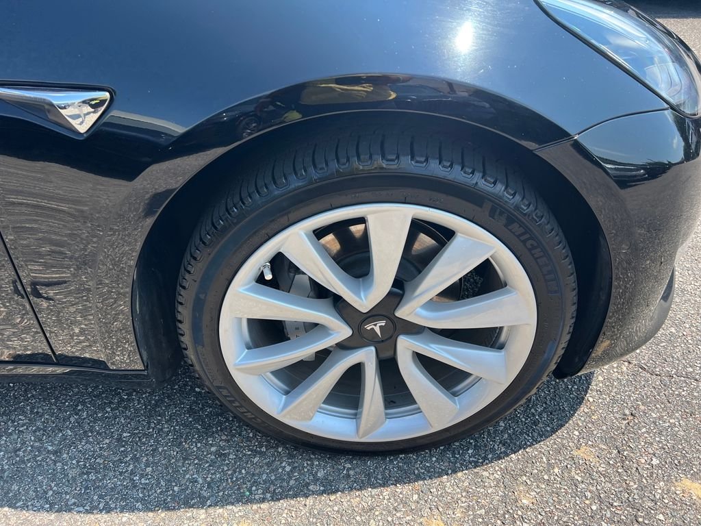 Used 2020 Black Tesla Long Range image 6