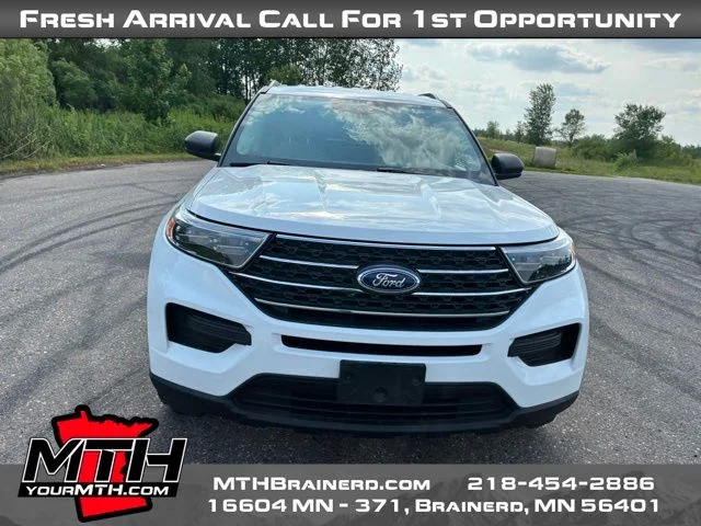 Used 2022 White Ford XLT image 3