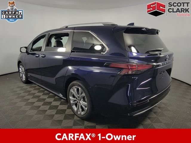 Used 2021  Toyota Platinum image 6