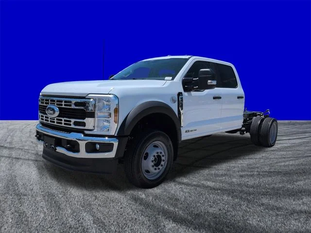 New 2026 Oxford White Ford F-450® XL image 8