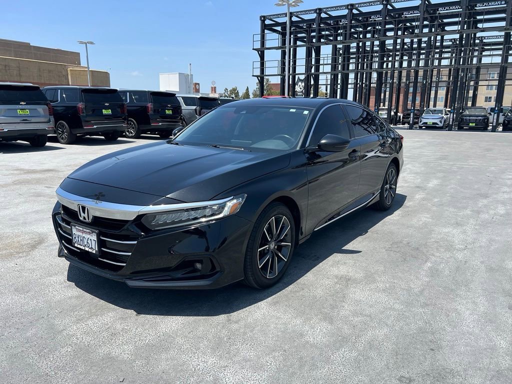 Used 2021  Honda EX-L image 1