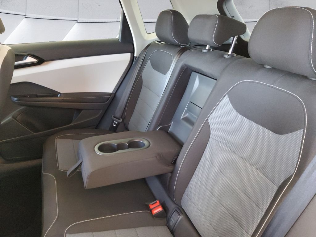 Used 2025 Silver Volkswagen 1.5T S image 18