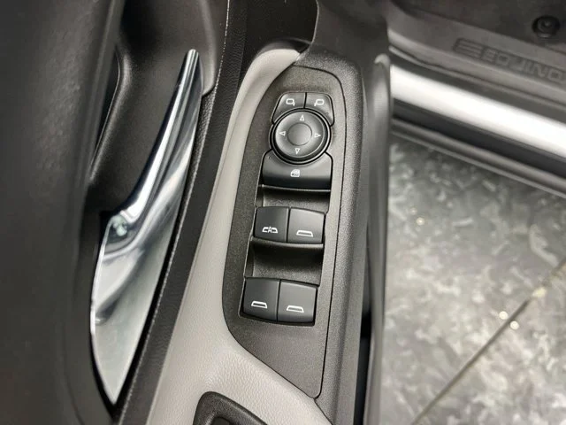 Used 2023 Summit White Chevrolet LS image 7