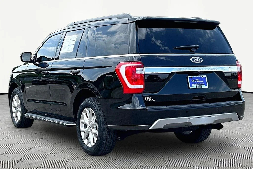 Certified Used 2020 Agate Black Metallic Ford XLT image 13
