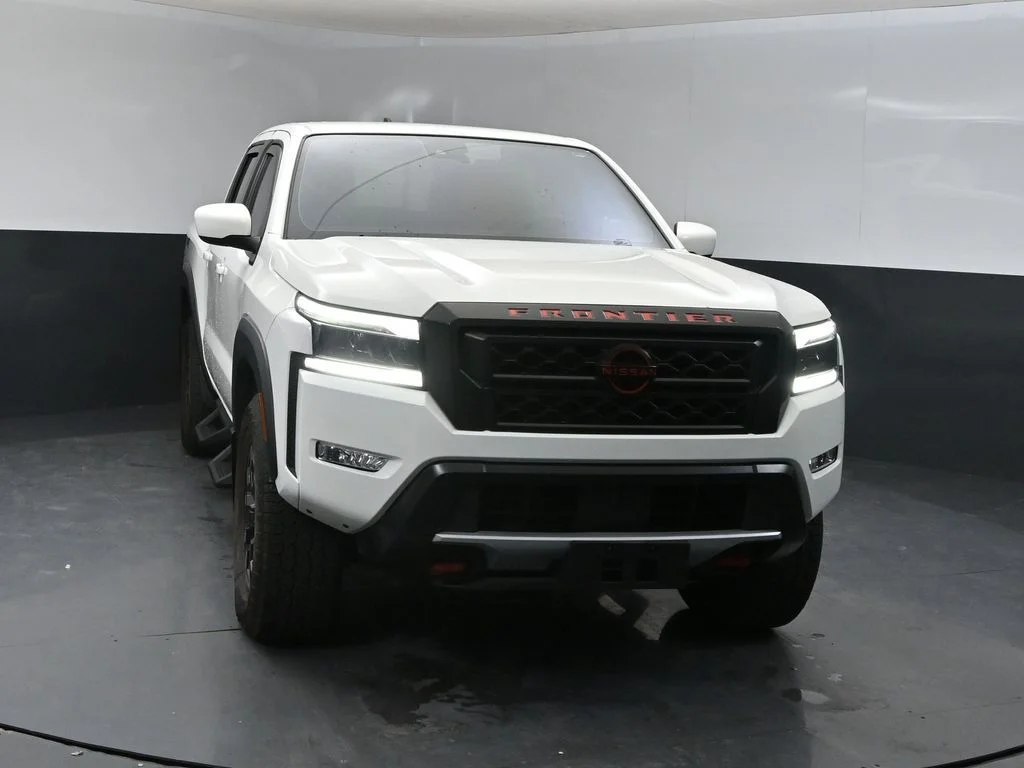 Certified Used 2024 White Nissan PRO-4X image 7