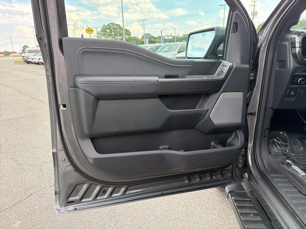 New 2026 Carbonized Gray Metallic Ford Lariat® image 12