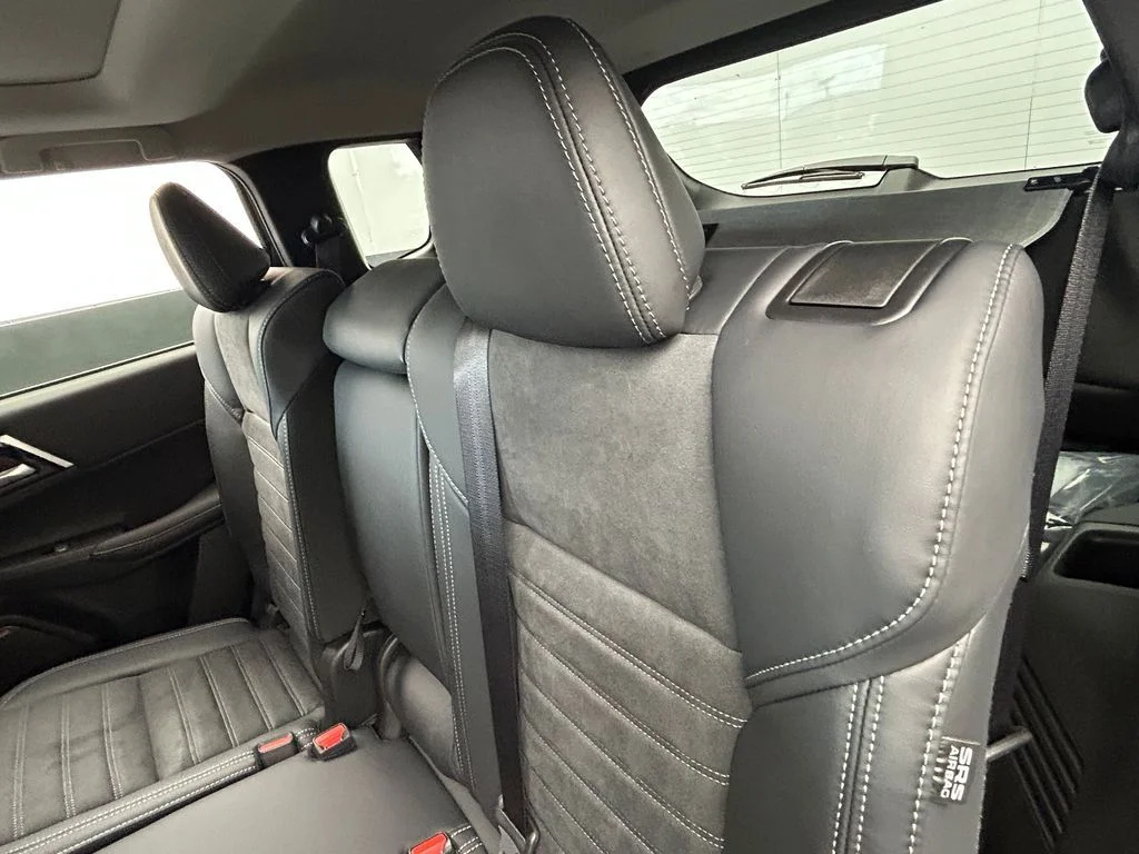 New 2026 Graphite Gray Mitsubishi SE 1.5T 2WD image 30
