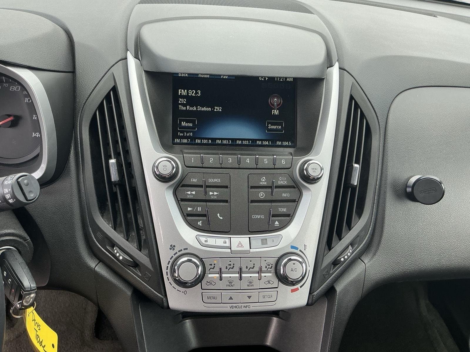 Used 2015 Champagne Silver Metallic Chevrolet LT image 13