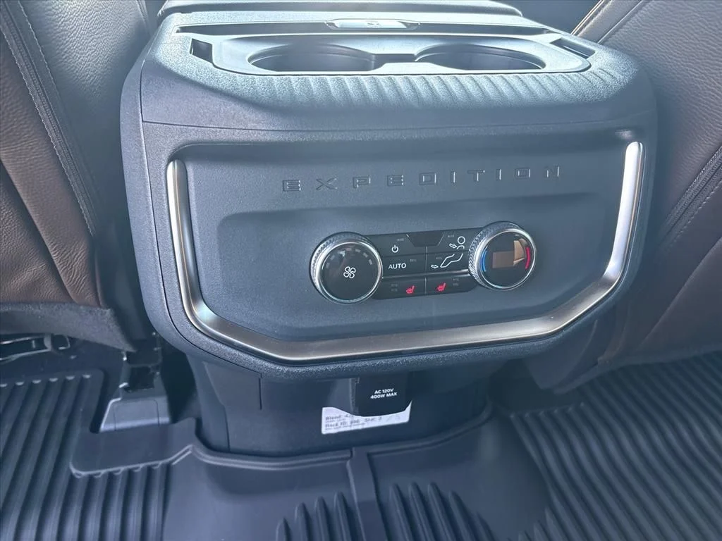 New 2026 Star White Metallic Tri-Coat Ford King Ranch® image 20