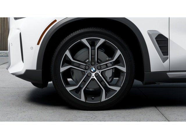 New 2026 Mineral White Metallic BMW sDrive40i image 7