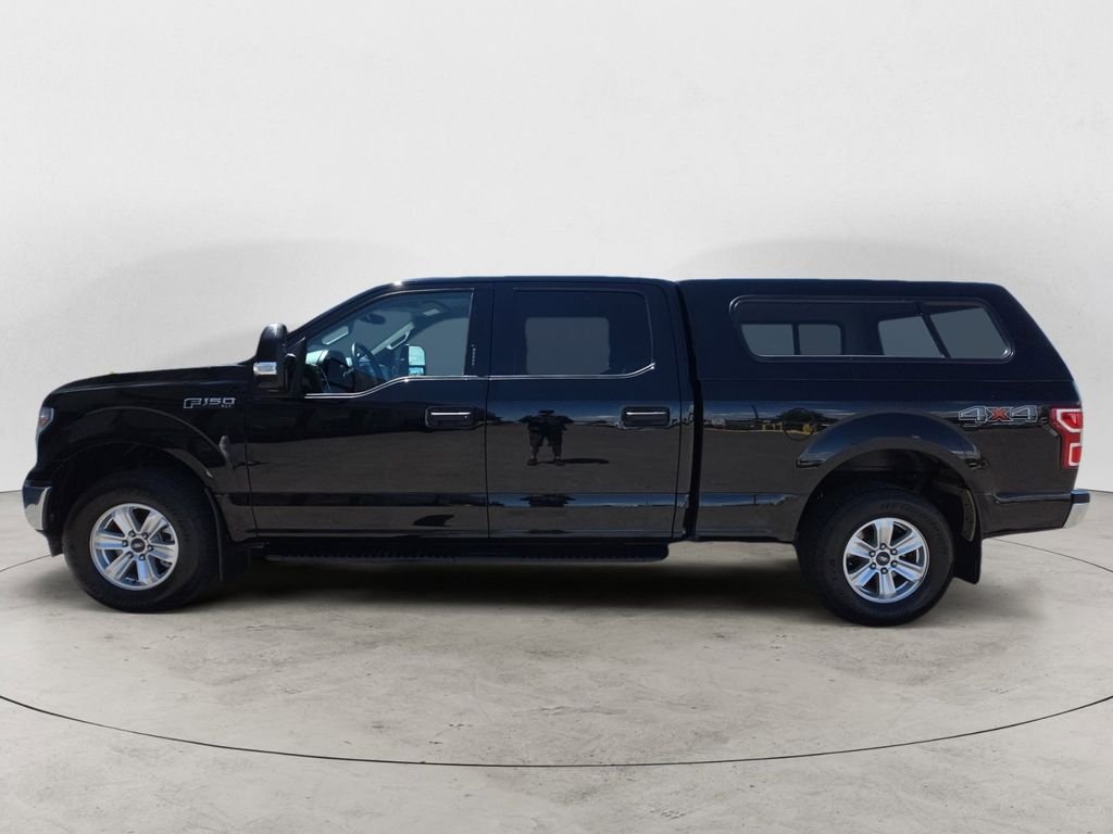 Used 2018 Black Ford XLT image 2
