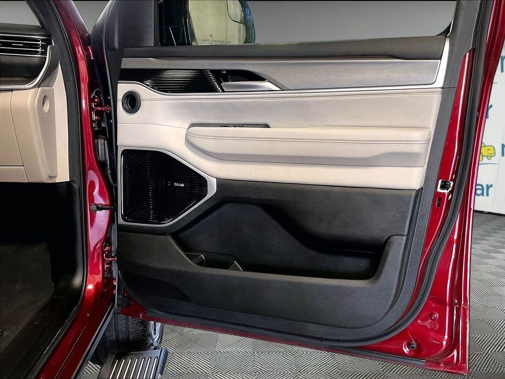Used 2025 Red Jeep Series III image 12