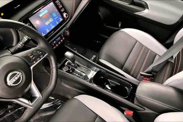 Used 2024 Scarlet Ember Tintcoat/Super Black Nissan SR image 17