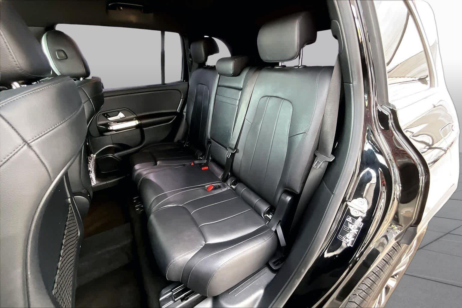 Used 2021 Night Black Mercedes-Benz GLB 250 image 21