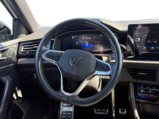 Used 2025 Silver Volkswagen Sport image 15