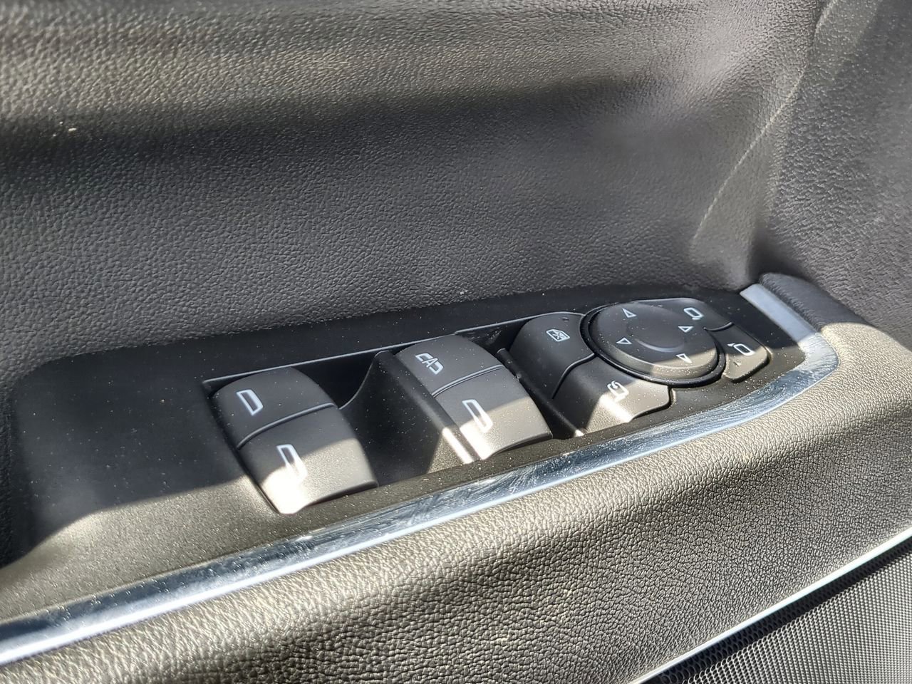 New 2026 Onyx Black GMC SLE image 23