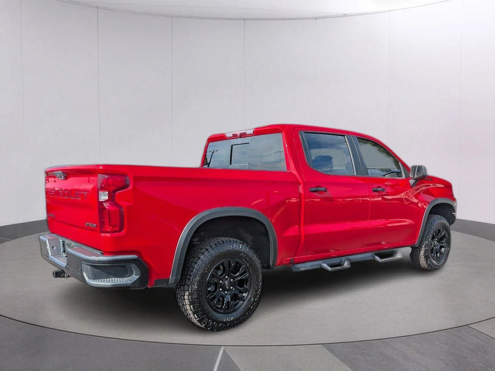 Used 2023 Red Hot Chevrolet ZR2 image 5