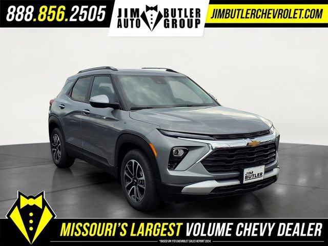 New 2026 Sterling Gray Metallic Chevrolet LT image 22