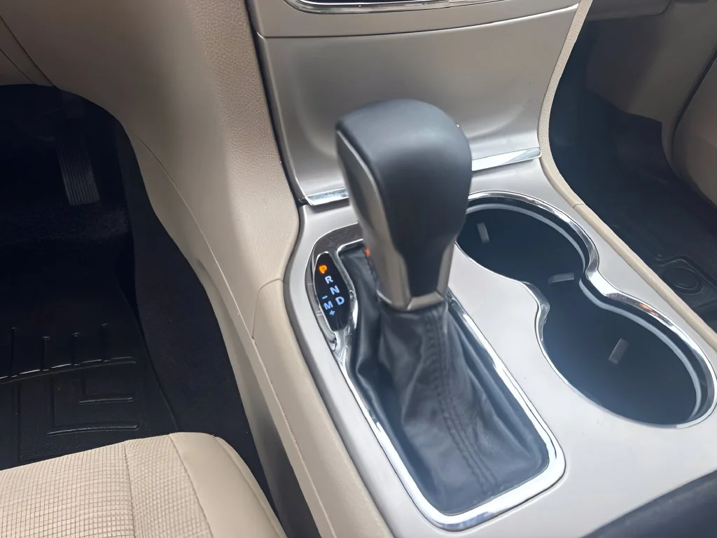 Used 2017 Brown Jeep Laredo image 13