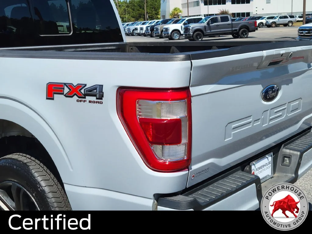 Used 2022 White Ford Lariat image 13