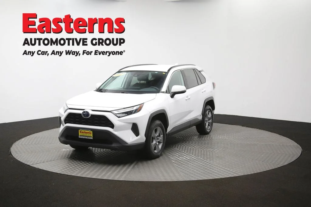 Used 2022 White Toyota XLE image 54