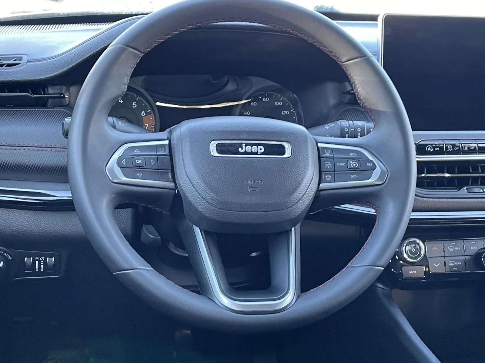 Used 2024 White Jeep Trailhawk 4x4 image 15