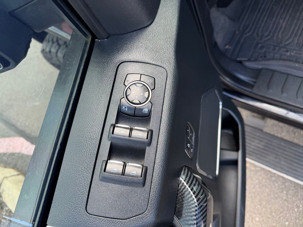 Used 2020 Agate Black Metallic Ford Lariat image 13