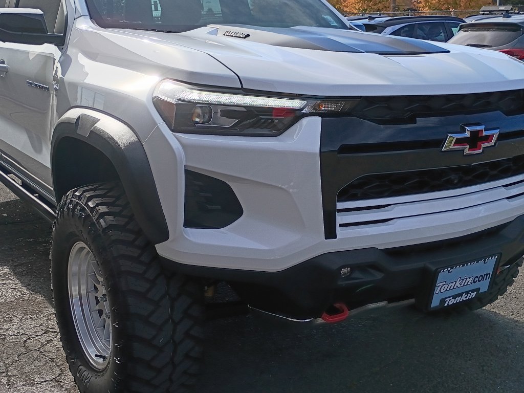 Used 2026 Summit White Chevrolet ZR2 image 11
