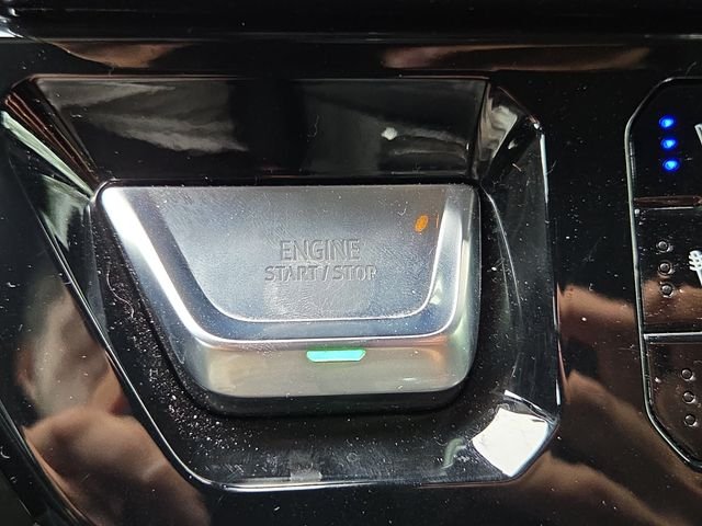 Used 2025 Downpour Metallic GMC Denali image 22