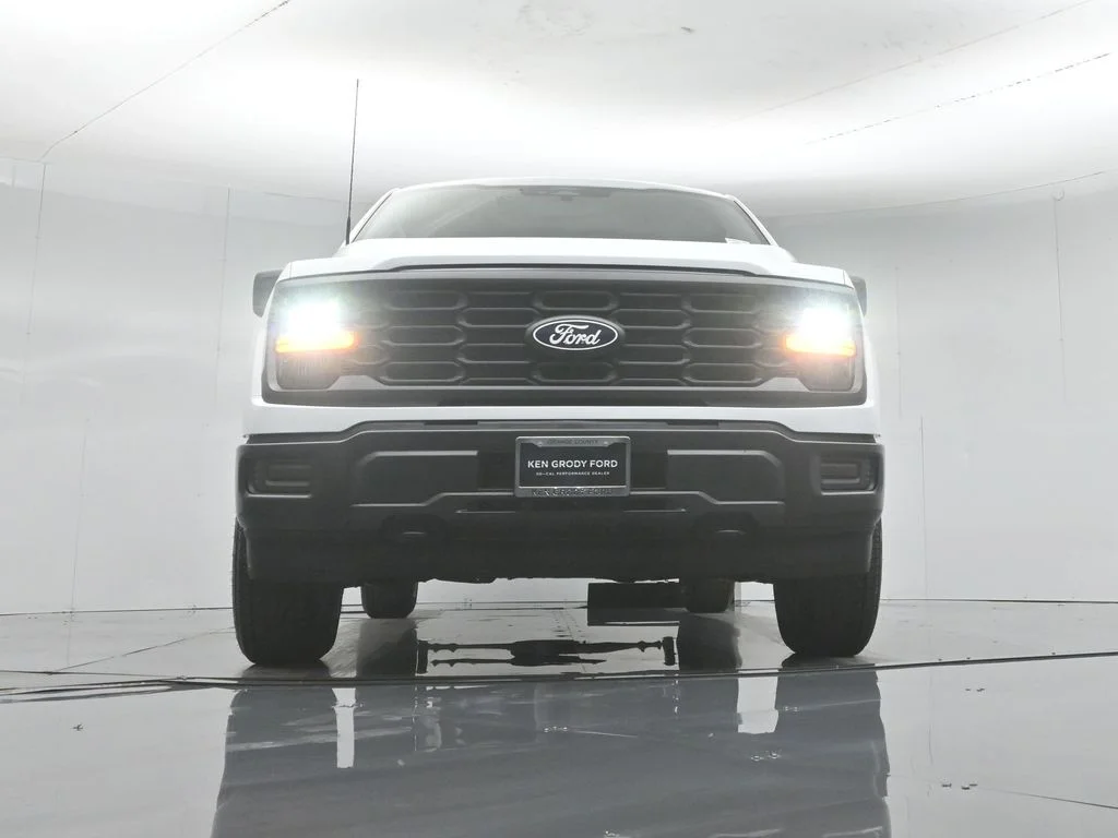 New 2026 White Ford XL image 41