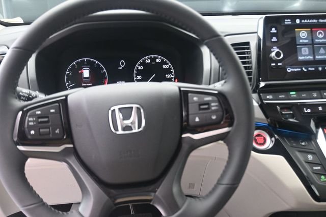 2026 Honda Odyssey Touring - Photo 10