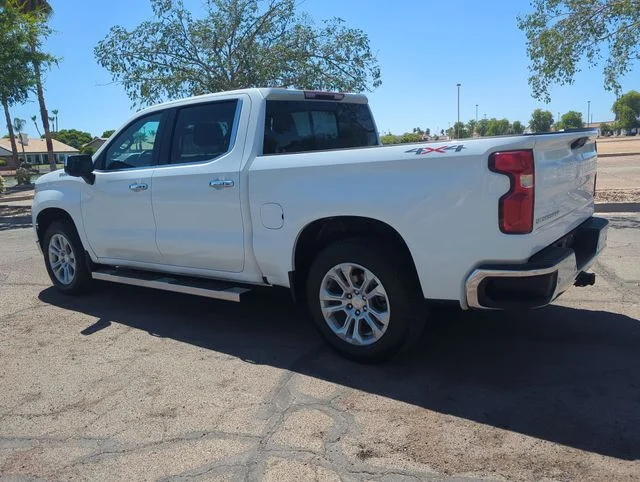 Used 2023 White Chevrolet LTZ image 5