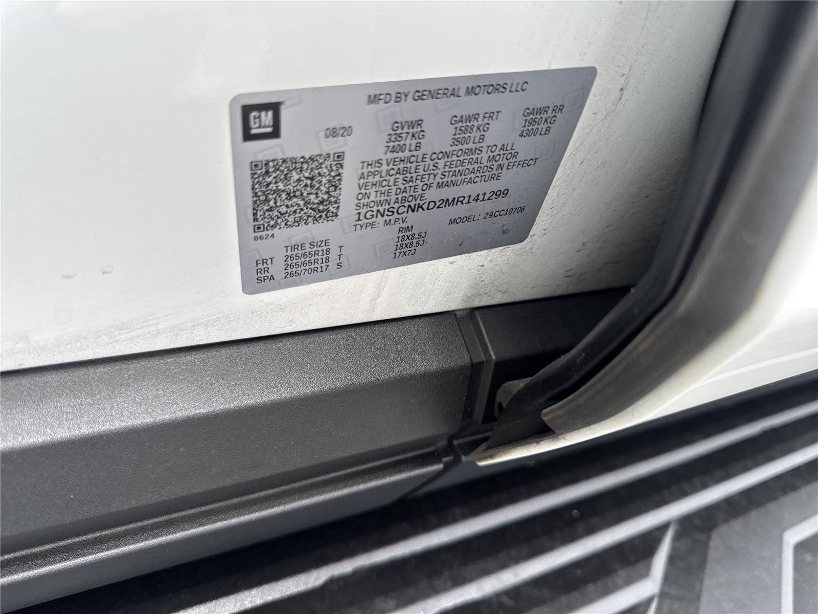 Used 2021 SUMMIT WHITE Chevrolet LT image 41