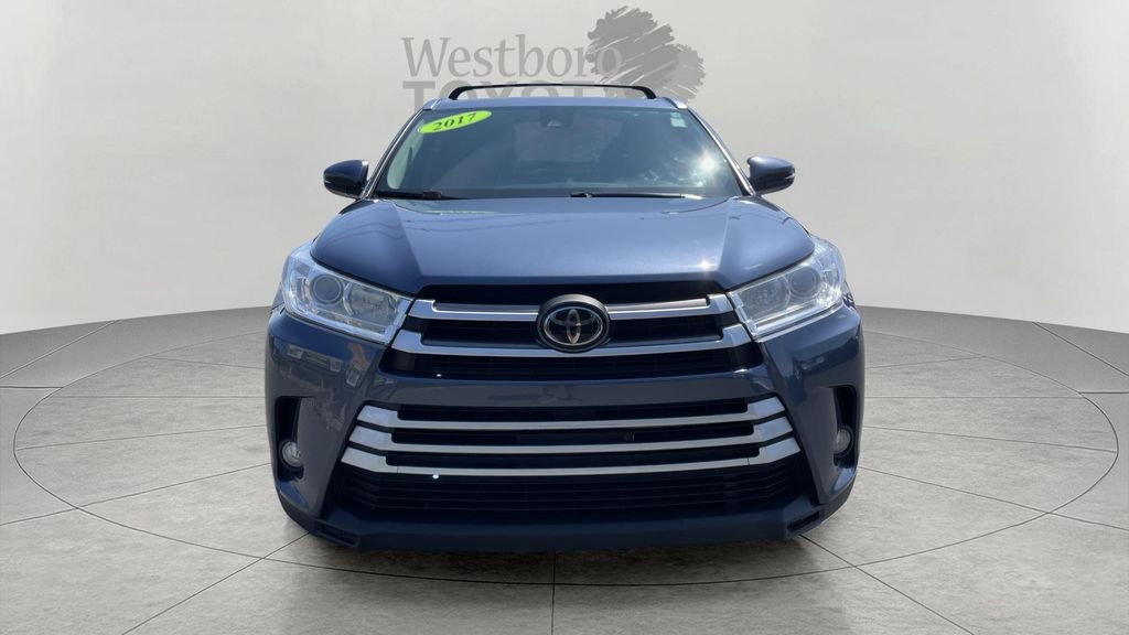 Used 2017 Toyota Highlander XLE with VIN 5TDJZRFH6HS507618 for sale in Westborough, MA
