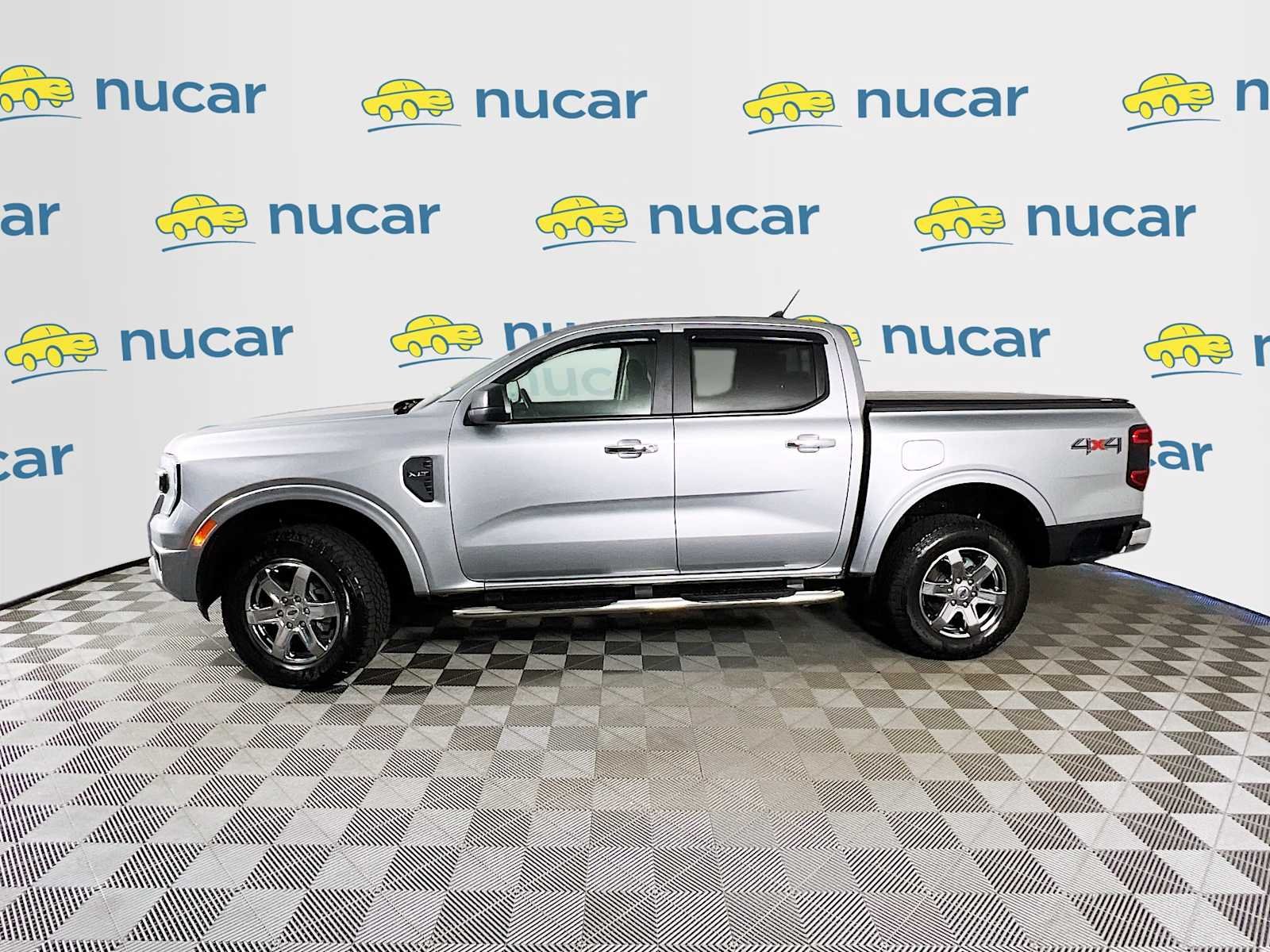 Used 2024 Iconic Silver Ford XLT image 4