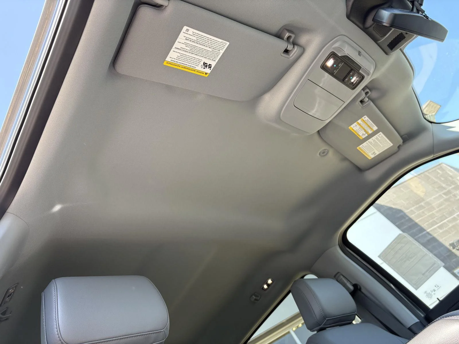 2025 Ford F-150 Lightning Flash - Photo 26