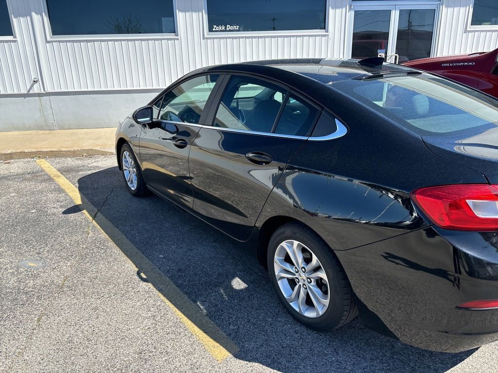 2019 Chevrolet Cruze 1LT Auto's photo