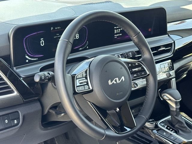 Certified Used 2025 Blue Kia S image 18