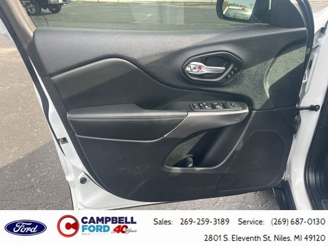 Used 2020 Bright White Clearcoat Jeep Limited image 22