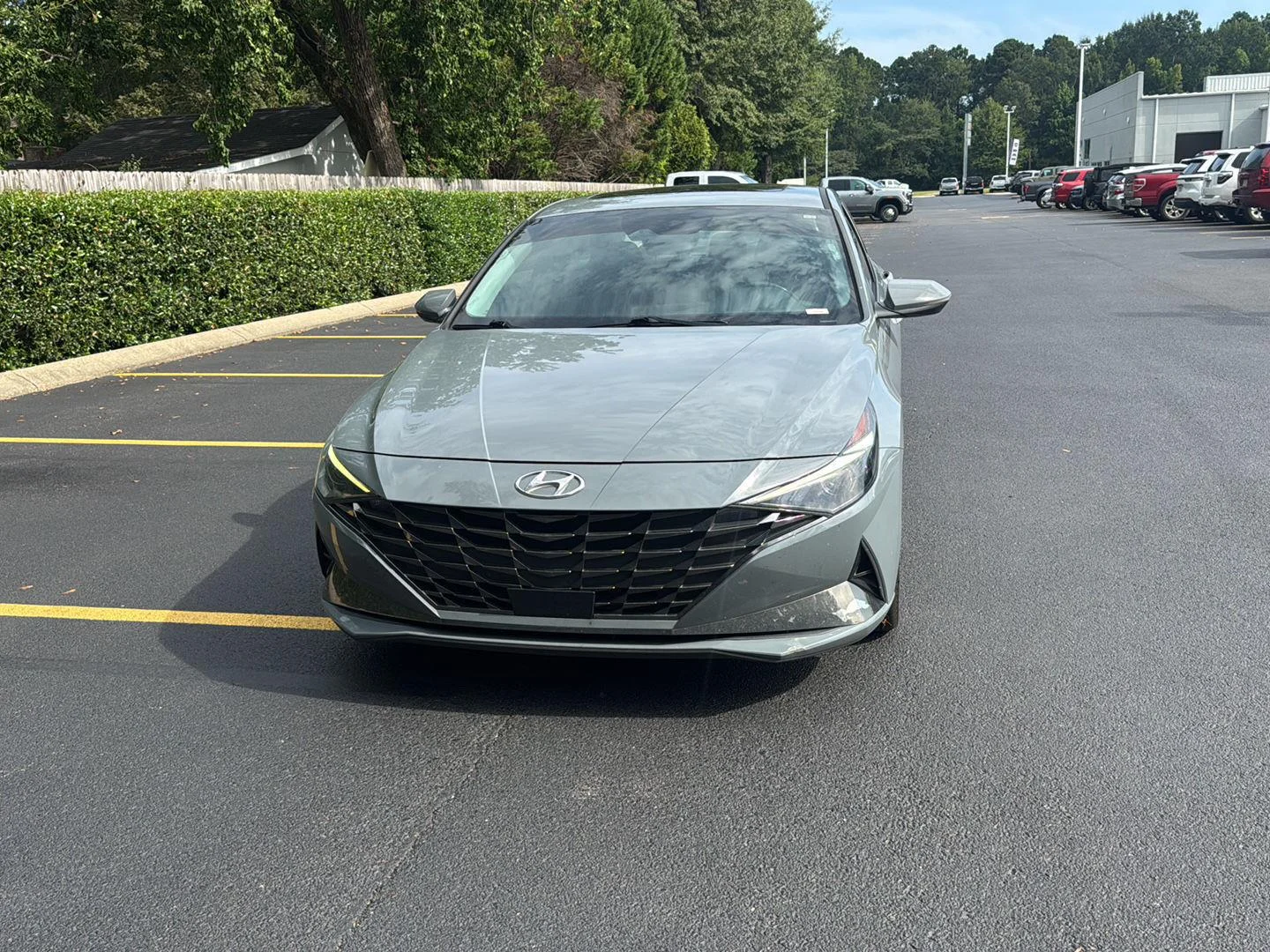 Used 2022 Electric Shadow Hyundai SEL image 9