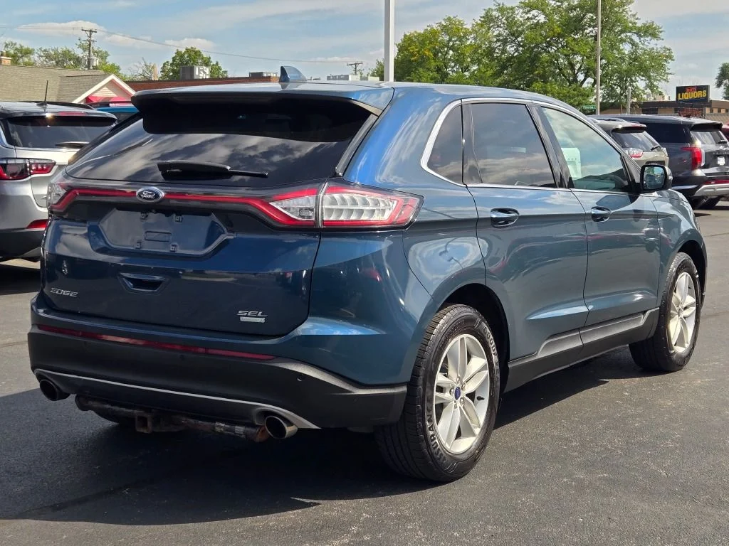 Used 2016 Blue Ford SEL image 11