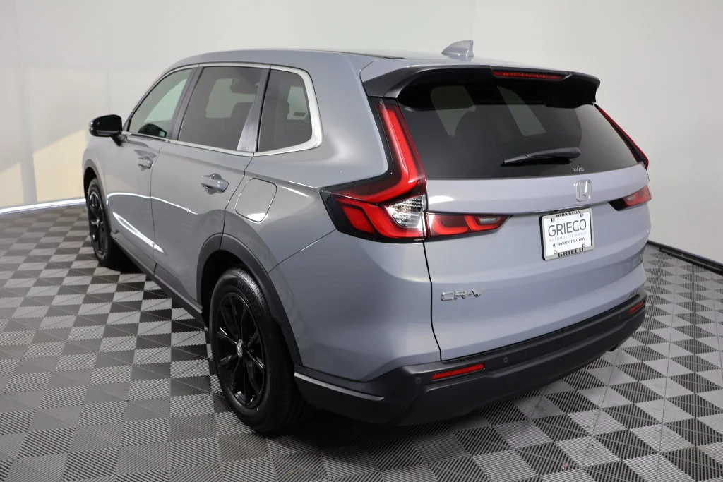 Used 2024  Honda EX-L image 6