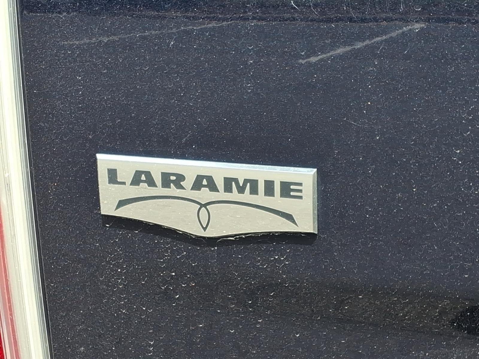 Used 2017 Blue Streak Pearlcoat Ram Laramie image 5